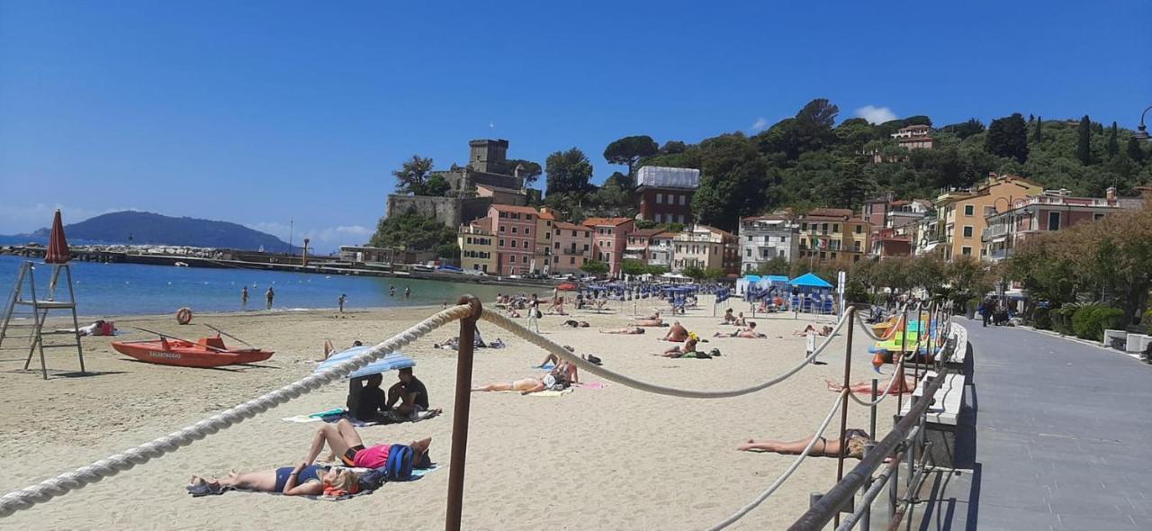 L'Angolo D'Amare Lerici Exterior photo